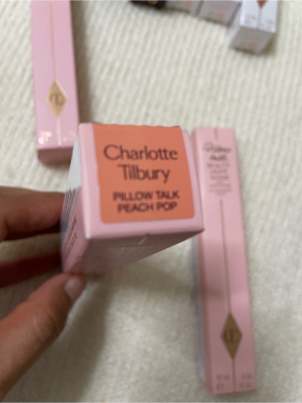 Charlotte Tilbury Pillow Talk Peach Pop blush - Pink Peach Packagingu